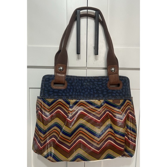 Fossil Key-Per Multi Colored Zig Zag Chevron Coated Canvas Shopper Tote Purse - Picture 1 of 10